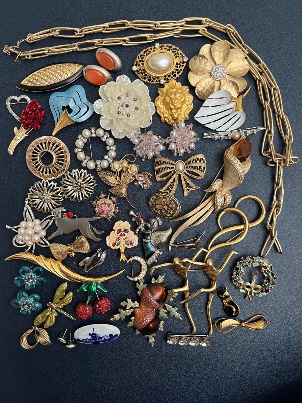 Vintage To Modern Brooches, Necklace, Earrings Bundle Set Lot
